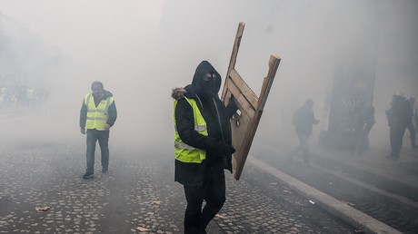 Loi anticasseurs : les députés votent un nouveau délit de dissimulation du visage