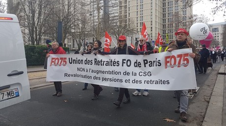 Les retraités en colère de nouveau dans la rue (IMAGES)