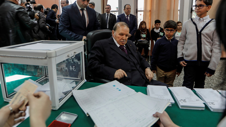 Abdelaziz Bouteflika déposera sa candidature le 3 mars, selon son directeur de campagne