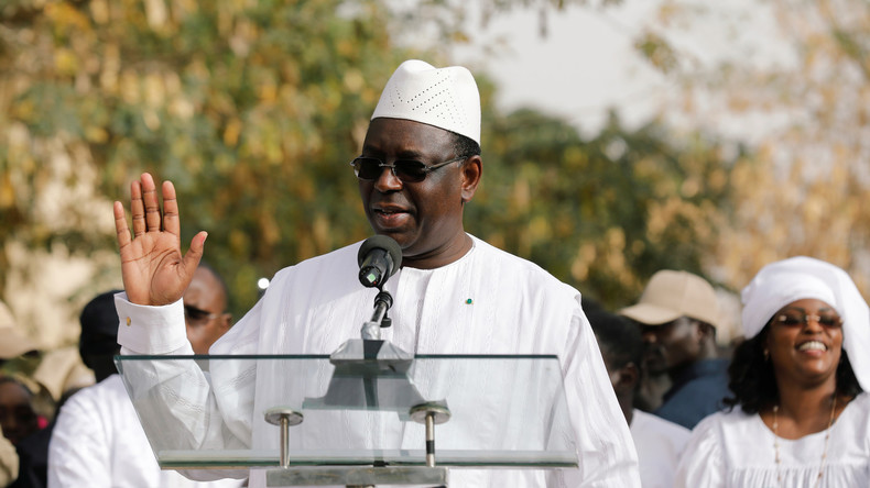 Sénégal : le président sortant Macky Sall réélu dès le premier tour