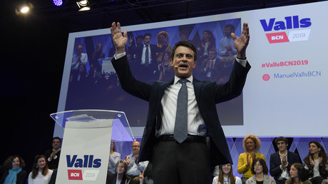 Manuel Valls accusé de manifester avec l'«extrême-droite» à Madrid