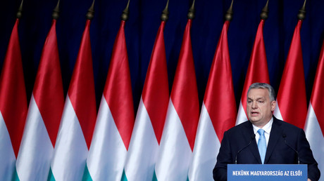 Viktor Orban supprime l’impôt à vie aux femmes ayant quatre enfants ou plus