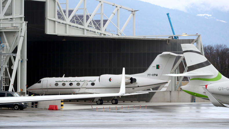 L'avion du président Abdelaziz Bouteflika a atterri en Algérie