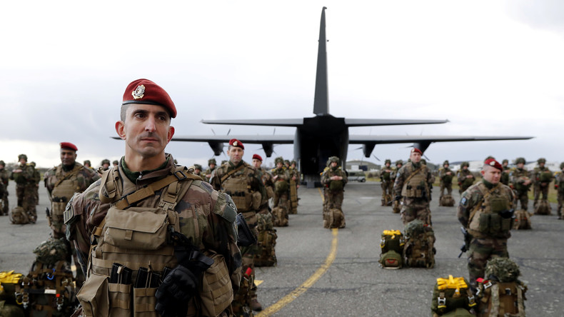 Un Français sur deux favorable à confier le pouvoir à un dirigeant militaire en cas d’attentat ?