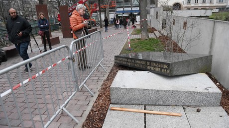 Strasbourg : vif émoi après la dégradation de la stèle d'une ancienne synagogue