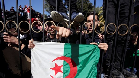 Paris «veut réaffirmer la souveraineté du peuple algérien», assure un ministre français