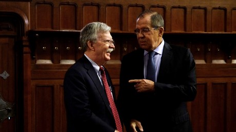 Sergueï Lavrov et John Bolton.