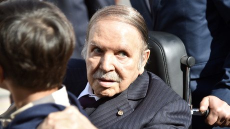 Algérie : Bouteflika salue le pacifisme des manifestants et met en garde contre les «infiltrations»