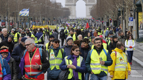 Pour avoir rigoureusement traité les informations sur les Gilets jaunes, RT France est-il victime de son succès ?