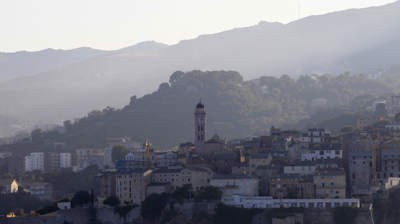 Corse : une partie de l'île de Beauté fera-t-elle la morte pour la venue d'Emmanuel Macron ?
