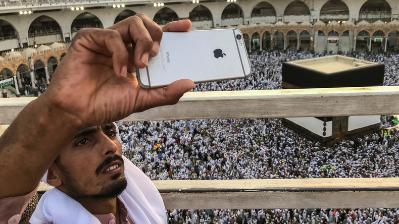 Menacé de mort pour une blague sur la Mecque : le hashtag #JeSoutiensHugo fait réagir les politiques