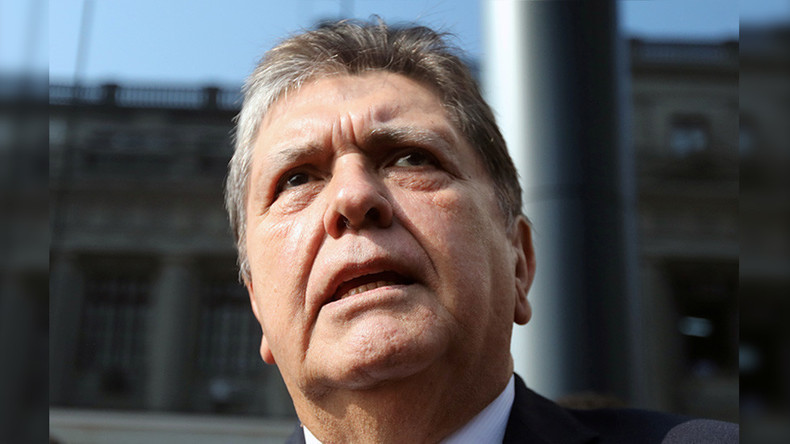 Accusé de corruption, l'ex-président du Pérou Alan Garcia se suicide lors de son arrestation