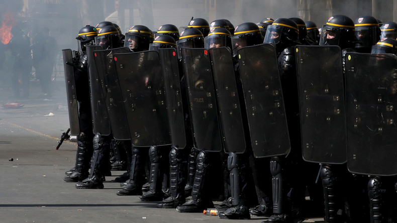 ADN synthétique, «tenues Robocop», drones, motards... Un 1er mai sous très haute sécurité