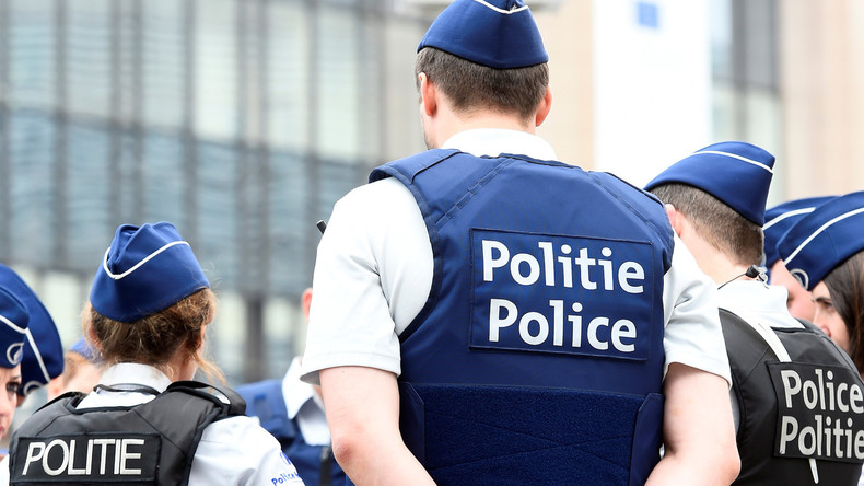 Belgique : une foule en colère assiège une école pour une rumeur de viol sur une fillette (VIDEO)