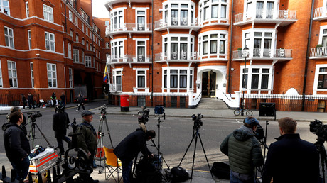 Expulsion de l'ambassade d'Equateur à Londres : le jour J pour Assange ?