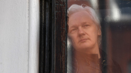 Retrouvez les dernières interviews de Julian Assange à RT (VIDEOS)