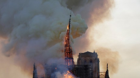 L'outil de lutte contre les fakes news de Youtube fait un lien entre Notre-Dame et le 11 Septembre