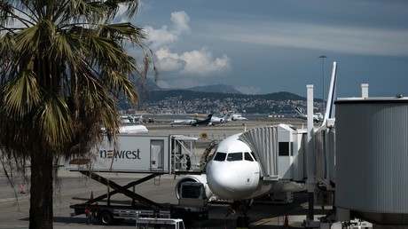 Vue d'un appareil d'Air France sur le tarmac de l'aéroport de Nice le 4 avril 2019.