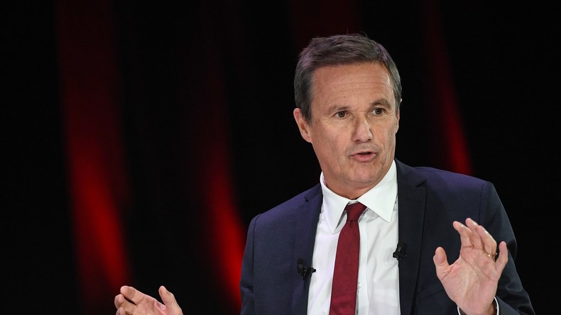 Immigration : Nicolas Dupont-Aignan prône le «contrôle des naissances en Afrique» (VIDEO)