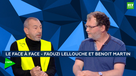 Le Gilet jaune Faouzi Lellouche et le secrétaire général de la CGT Paris, Benoît Martin, sur le plateau de RT France.