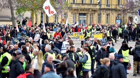 Six mois après, la multiplication des revendications a-t-elle épuisé le mouvement des Gilets jaunes?