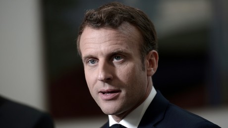Macron monte au créneau et pointe une «connivence entre les nationalistes et des intérêts étrangers»