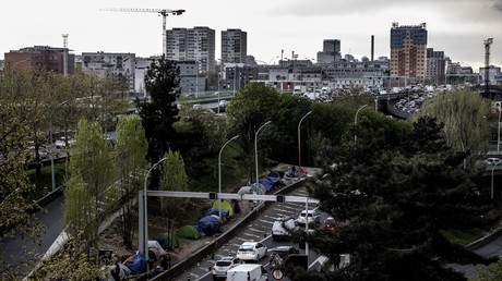 Suivi des toxicomanes, hébergement : Paris veut maîtriser la situation dans la «colline du crack»