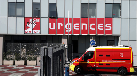 Devant un service d'urgences, le 26 mars 2019 à Nice (image d'illustration).