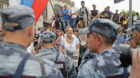 Les forces de l'ordre russes lors d'une manifestation en soutien à Ivan Golounov à Moscou (image d'illustration).