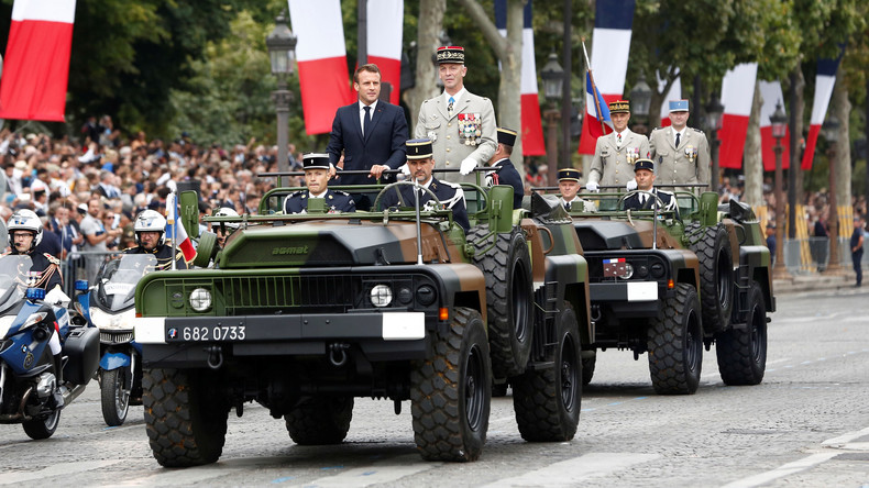 Macron sifflé sur les Champs-Elysées : Salvini se dit «désolé» mais ironise (VIDEO)