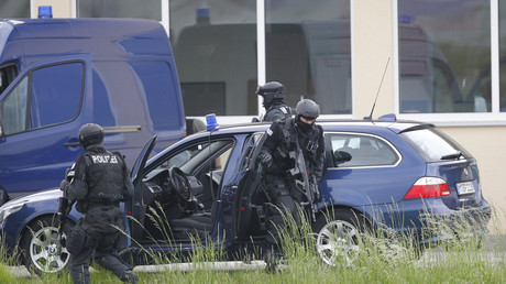 Allemagne : le groupe survivaliste Nordkreuz voulait assassiner des figures politiques pro-migrants