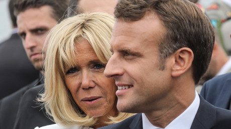 Le président de la République, Emmanuel Macron, et son épouse Brigitte Macron, lors du défilé annuel 2019 du 14 Juillet, sur les Champs-Elysées, à Paris (VIIIe arrondissement). (image d'illustration).