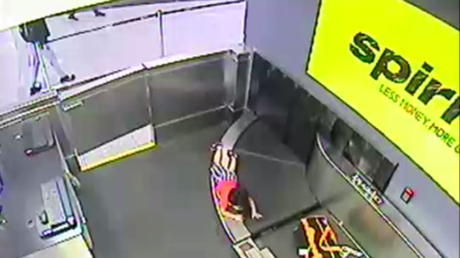 Etats-Unis : un garçon avalé par un convoyeur à bagages à l’aéroport