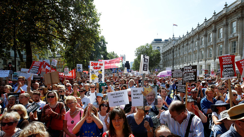 Royaume-Uni : des opposants au Brexit manifestent contre la suspension du Parlement (PHOTOS, VIDEOS)