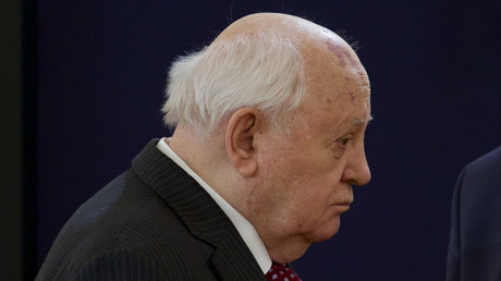 Missiles : Gorbatchev déplore le retrait américain du traité FNI et craint pour la sécurité mondiale