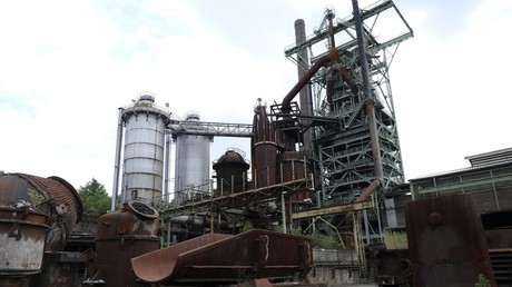 Une photo prise le 30 juillet 2019 montre un haut fourneau au LWL Industrial Museum de l'ancienne usine sidérurgique Henrichshuette de Hattingen, dans l'ouest de l'Allemagne (illustration).