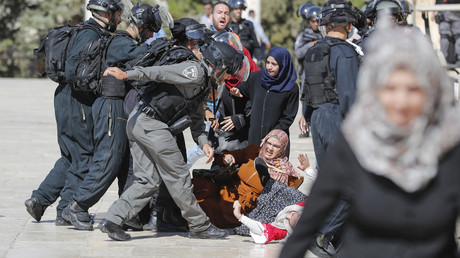 Heurts entre policiers israéliens et Palestiniens à Jérusalem, le 11 août.