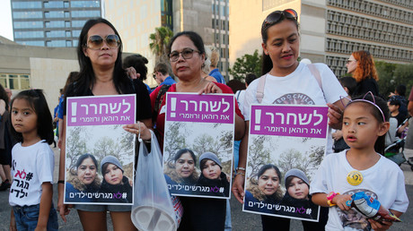 En Israël, les travailleuses philippines interdites d'enfants, sous peine d'expulsion