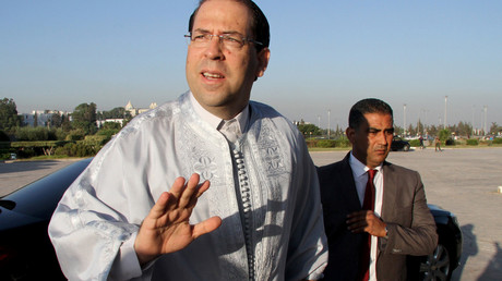 Tunisie : en lice pour la présidentielle, le Premier ministre renonce à sa nationalité française