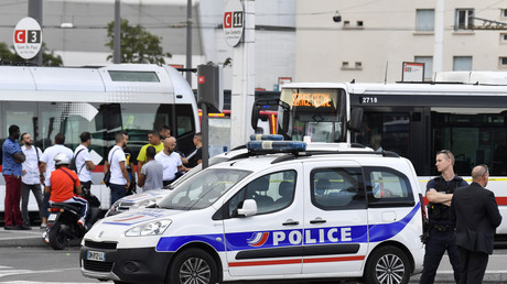 Villeurbanne : une attaque au couteau fait au moins un mort et huit blessés