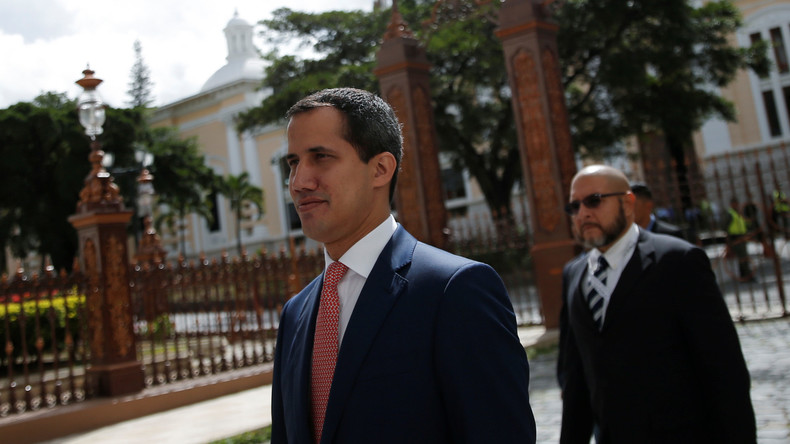 Venezuela : l'opposant Juan Guaido photographié avec des narcotrafiquants colombiens