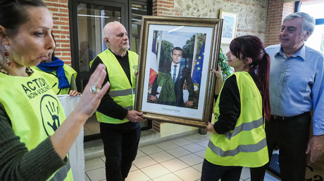 Lyon: le tribunal juge légitime le décrochage d'un portrait de Macron, évoquant l'urgence climatique