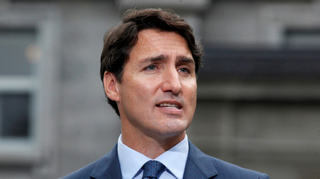 Flop ? Trudeau moqué après son appel à «monter le son» pour la chanson de campagne de son parti