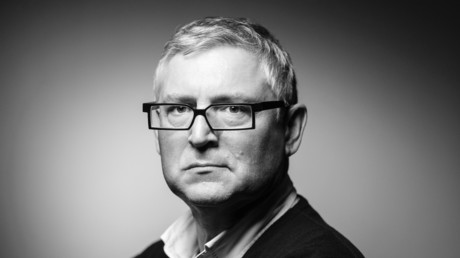 Rétropédalage ? Onfray tresse des louanges à Asselineau avant de le comparer au gourou Raël