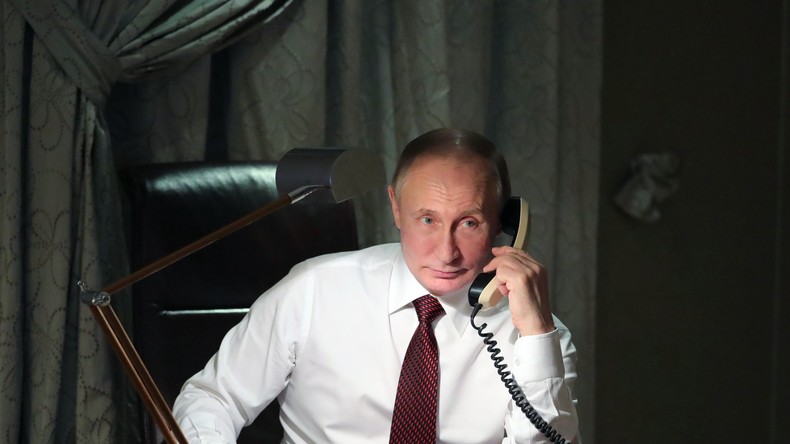 Poutine dit ne pas redouter la publication de ses conversations téléphoniques