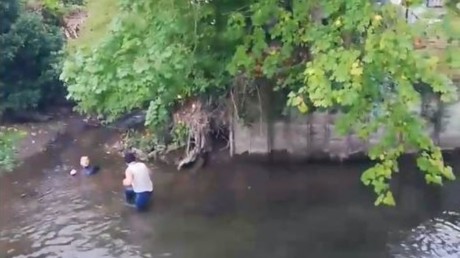 Amiens : fuyant les forces de l'ordre, un homme se jette à l'eau lors de l'acte 47 des Gilets jaunes