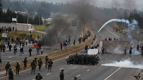 Chars dans la capitale, scènes de guérilla : la hausse des carburants enflamme l'Equateur (VIDEOS)
