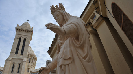 Algérie : la fermeture d'églises suscite l’indignation de la communauté chrétienne (VIDEOS)