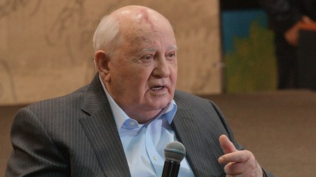 L'ancien président de l'URSS Mikhail Gorbatchev lors de la présentation de son livre Je reste un optimiste» à la Maison du livre de Moscou.