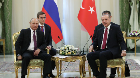 Poutine rencontre Erdogan quelques heures avant l'expiration de la trêve turque en Syrie